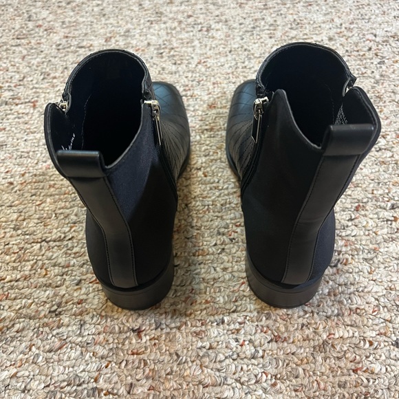 NEW JustFab JF Camille Side-Zip Black Ankle Boot Size 9 - Picture 7 of 13